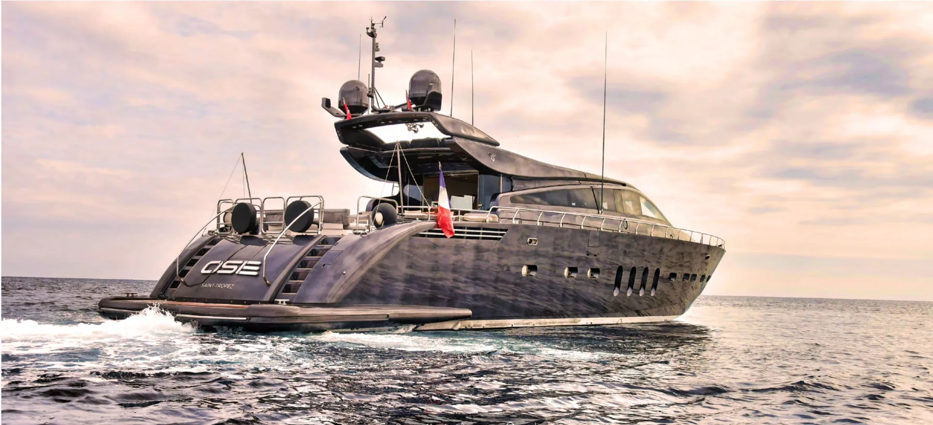 Yacht OSE Saint-Tropez